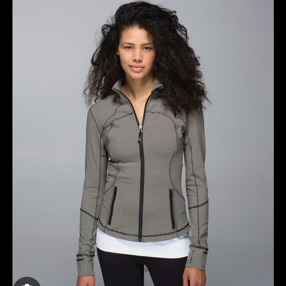 Lululemon Forme Jacket Black/Tan Stripe Size 6